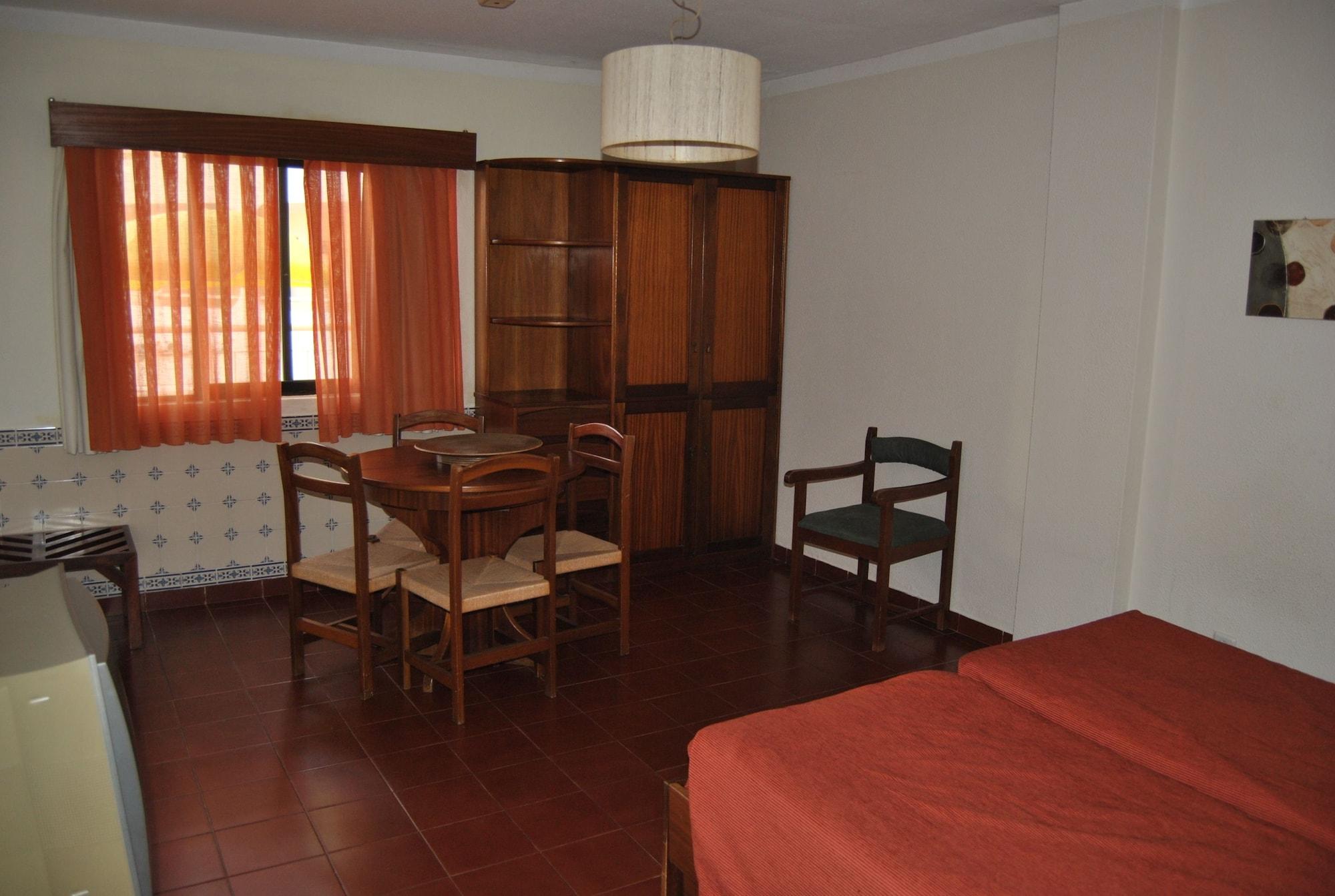 Apartamentos Olhos Do Mar Albufeira Eksteriør bilde