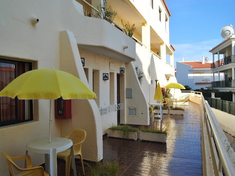 Apartamentos Olhos Do Mar Albufeira Eksteriør bilde