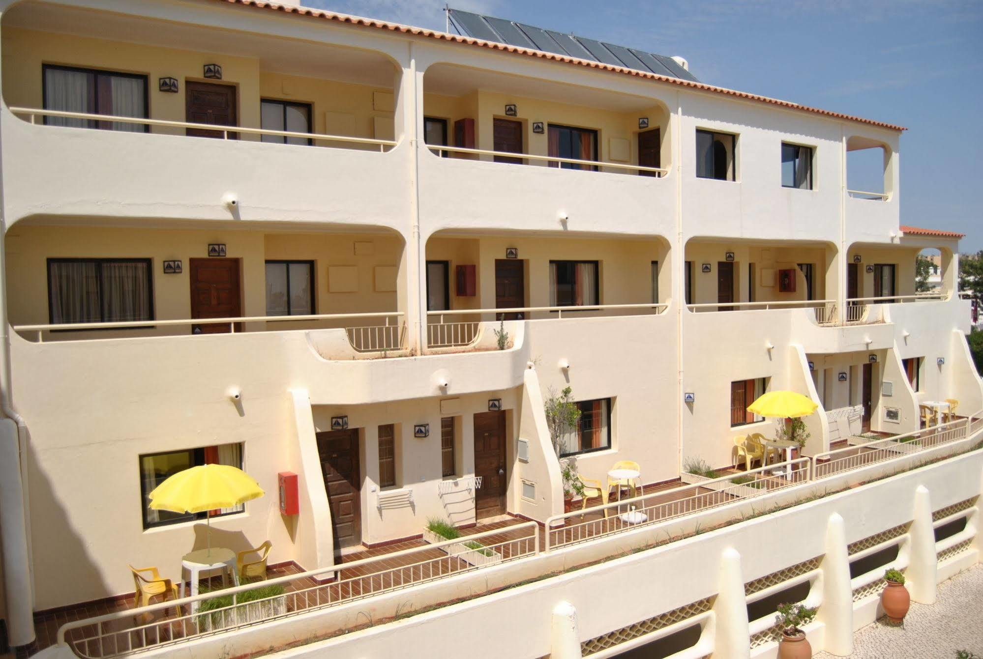 Apartamentos Olhos Do Mar Albufeira Eksteriør bilde